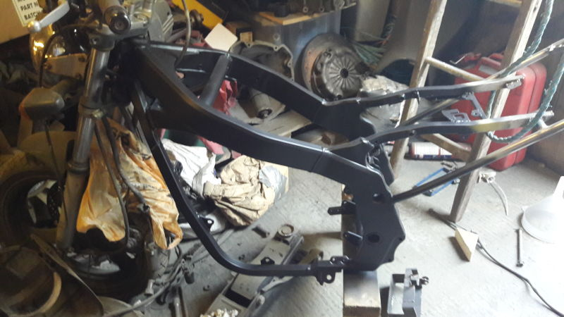 Illustration for article titled Day 4 on the GS500, and I've now got a stripped and painted frame :)